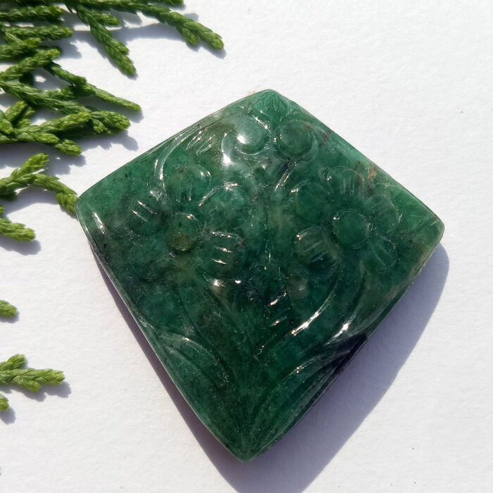 Emerald Carving 66.75 Ct