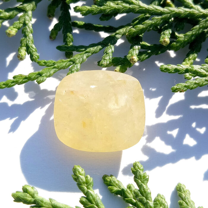 Yellow Sapphire 12.10 CT