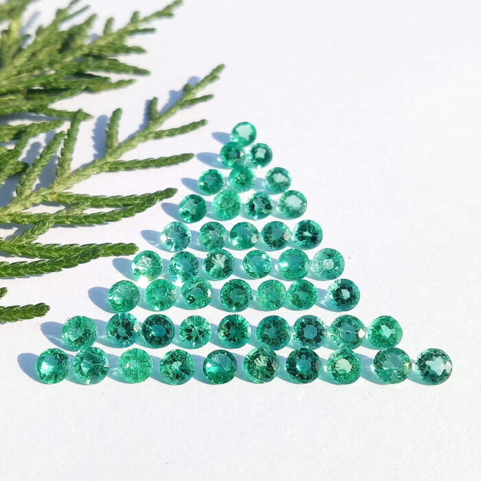 Emerald Brilliant Round 3.25 MM +