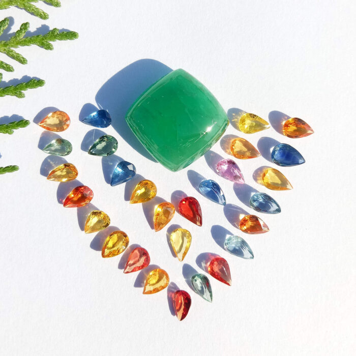 Sugarloaf Emerald Cabochan