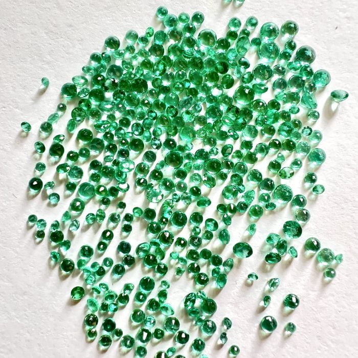 Emerald Round 2.25 MM To 5 MM