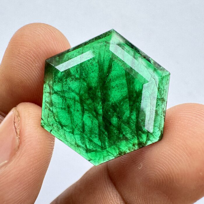 Emerald Hexagon 27.83 Ct