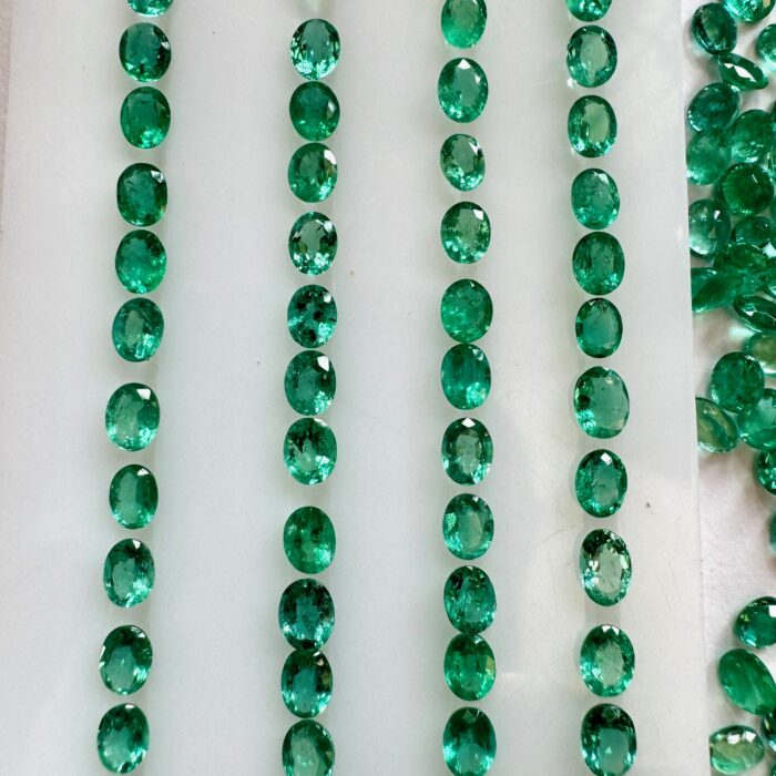 Emerald Oval 25.34 Ct