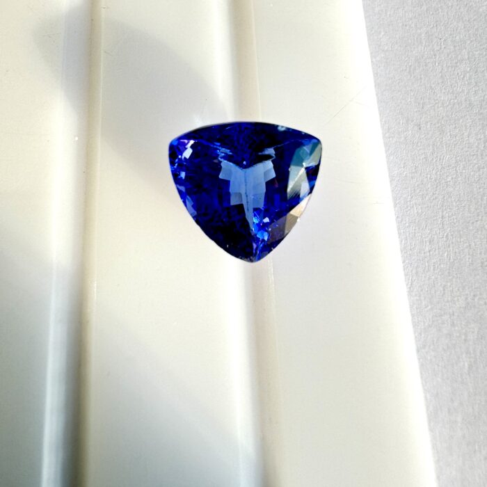Tanzanite Trillion 5.21 CT AAA+