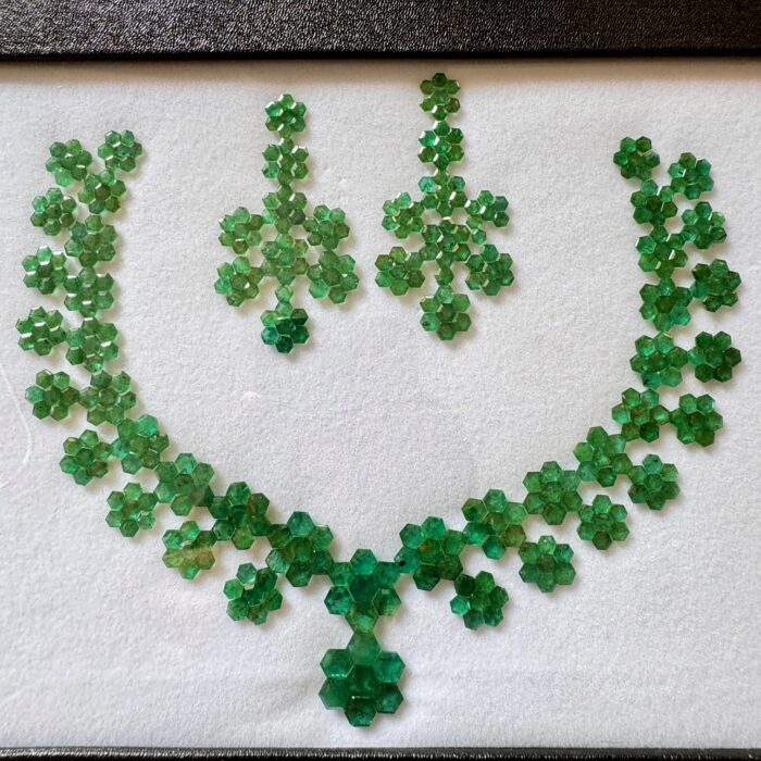 Emerald Hexagon Layout 3.5 mm+