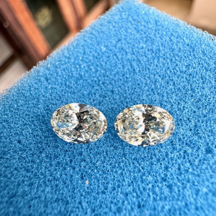 Daimond Oval Pair 2.03 CT