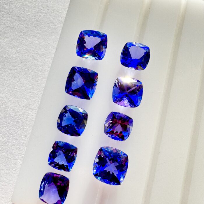 Tanzanite Shape Cushion 8 Piece Lot