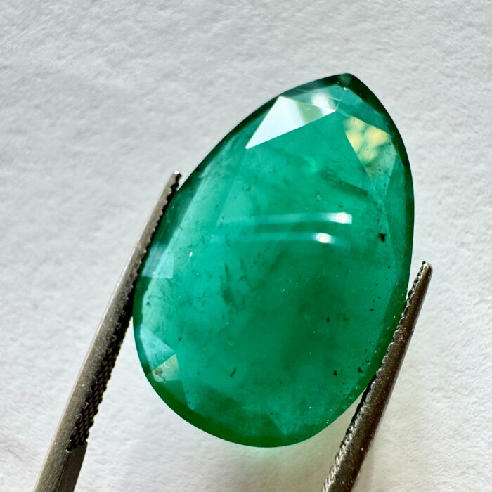 Emerald Pear 19.10 CT