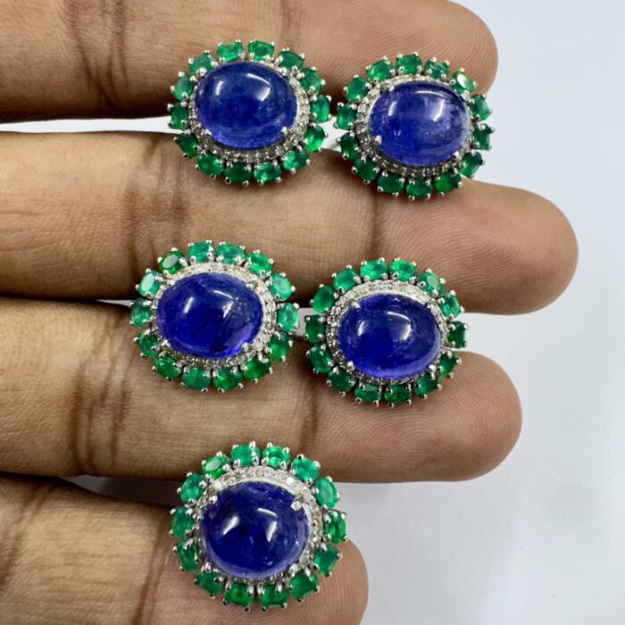 Tanzanite Cabochon & Emerald 5 Piece Button