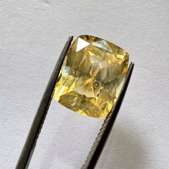 Ceylon Yellow Sapphire 8.54 CT