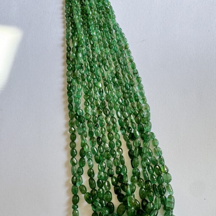 Emerald Maniya Necklace 937.02 CT / 7 Strings