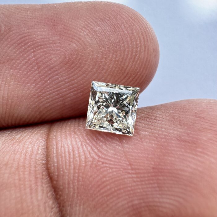 DIAMOND Princess CUT 1.12 CT