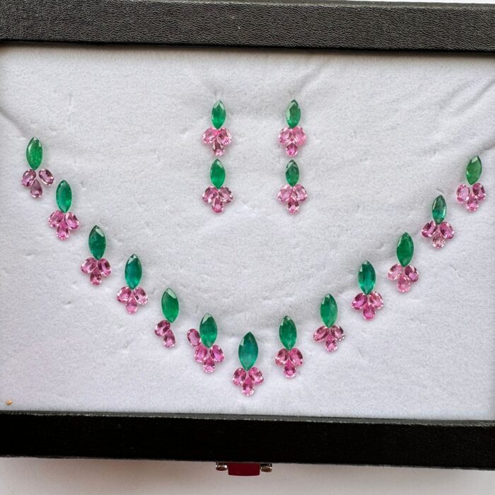 Emerald Marquis Layout 32.71 CT / 27 Piece