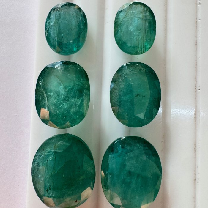Emerald Oval