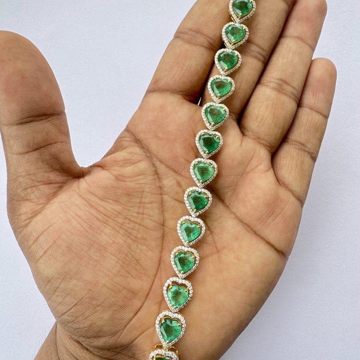 Emerald Heart Tennis Bracelet in 14K Gold